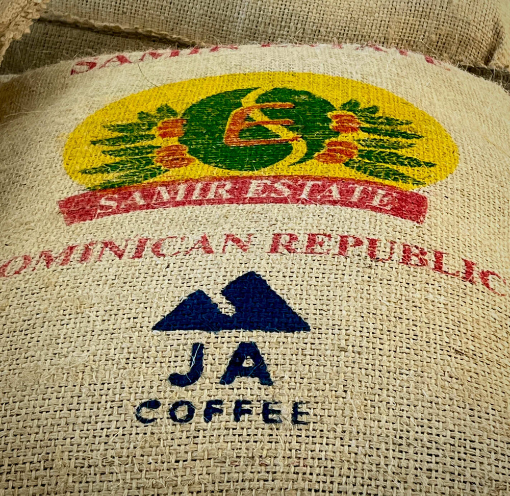 Dominican coffee, green specialty coffee beans from Samir Estate